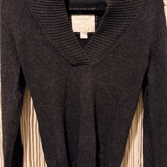 American Eagle Outfitters Sweaters - American Eagle Outfitters V-Neck Sweater M – Dark Gray Cozy Knit Pullover